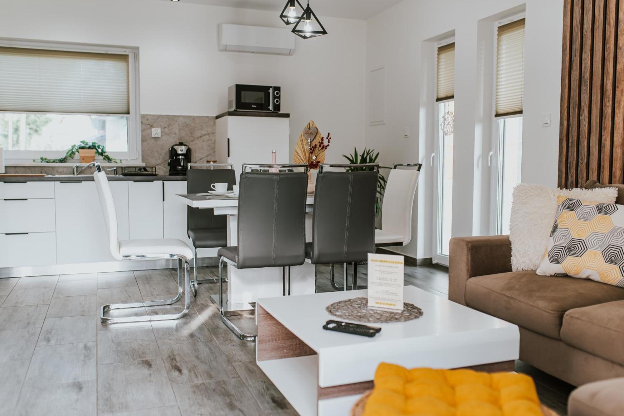 Apartamenty Las Zator Extérieur photo
